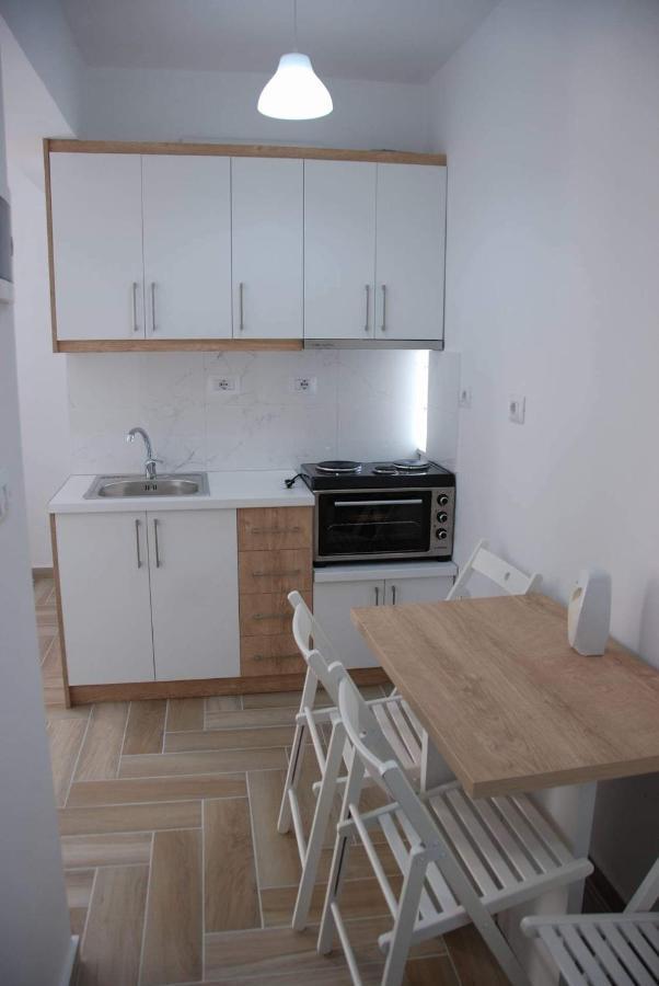 The Hill Apartment Sarande Exterior photo