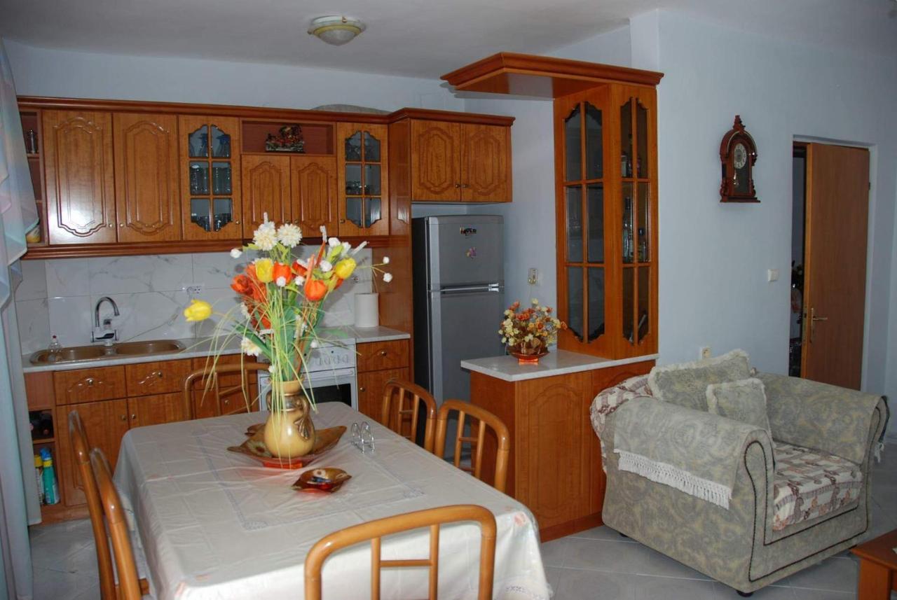 The Hill Apartment Sarande Exterior photo