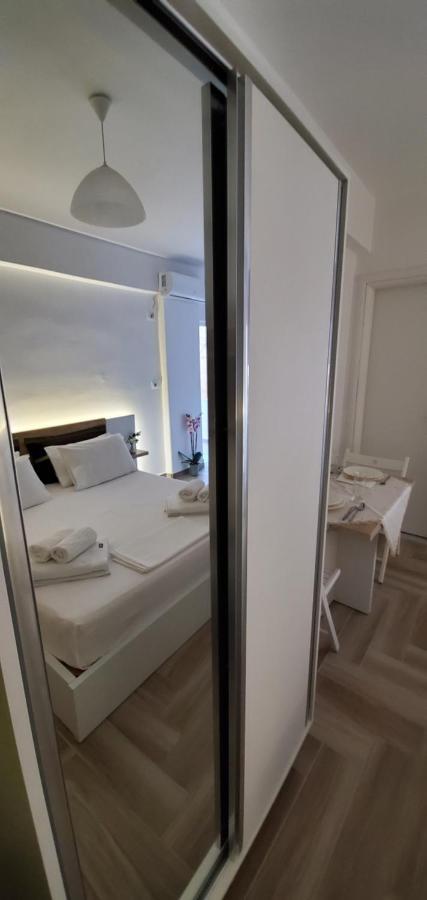 The Hill Apartment Sarande Exterior photo